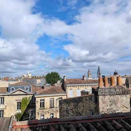 Lumineux Appartement Sous Les Toits A Pey Berland Bordeaux Exterior photo